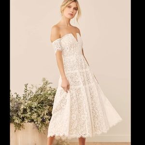 White off-shoulder lace Dress